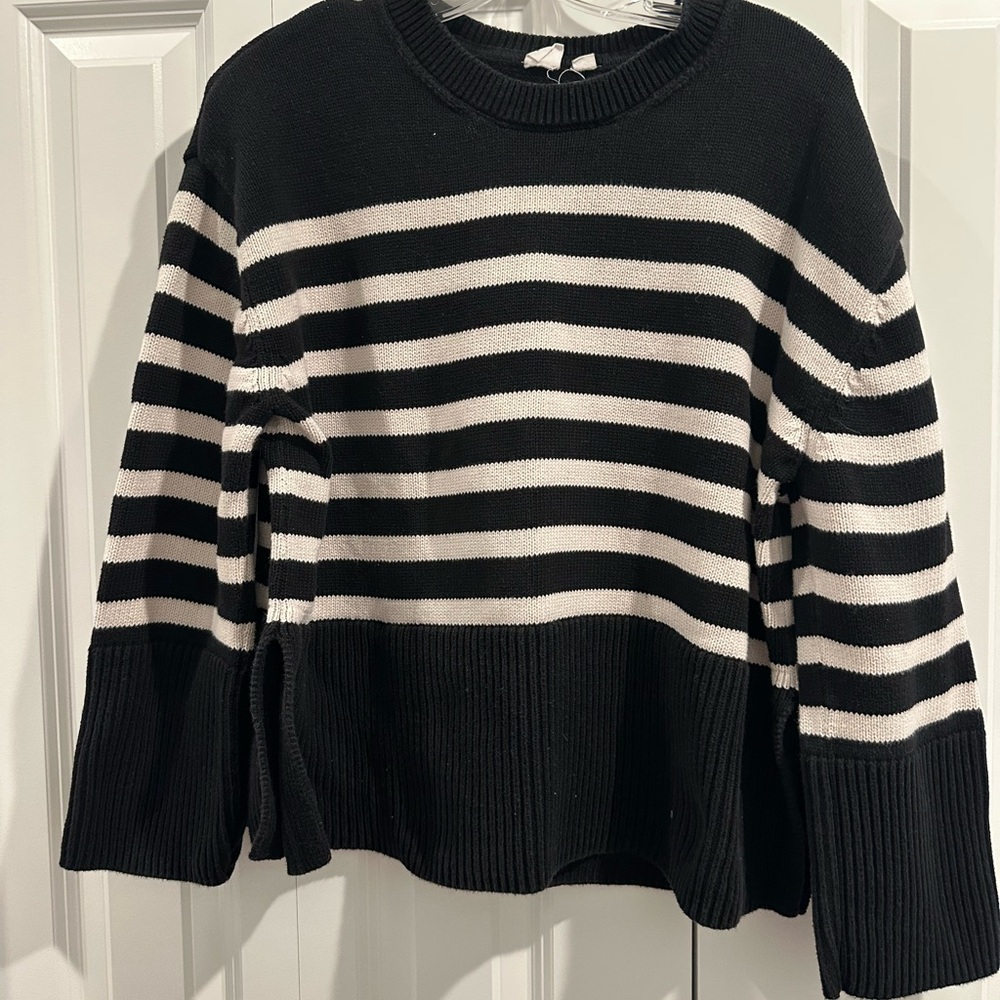 Black and White Striped Women's Sweater